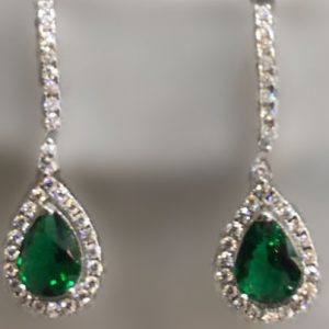 Pendientes de plata con crisopal color esmeralda