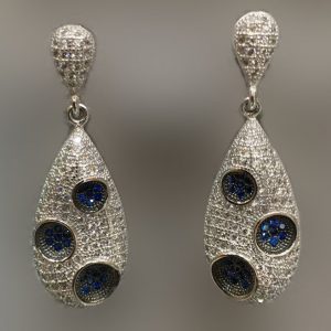 Pendientes circonitas con forma de lágrima